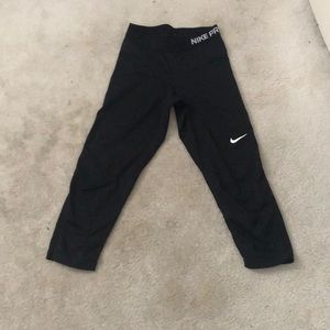 capri nike pro leggings